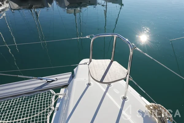 Lagoon 42 - Photo #79 Lagoon 42 - Yacht Charter Sailica