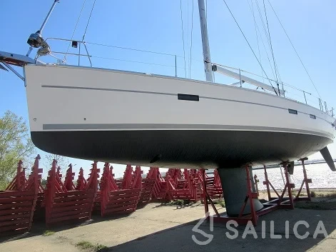 Bavaria 50 Cruiser - Yacht Charter Sailica