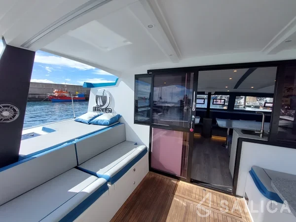 Luna 47 - Yacht Charter Sailica