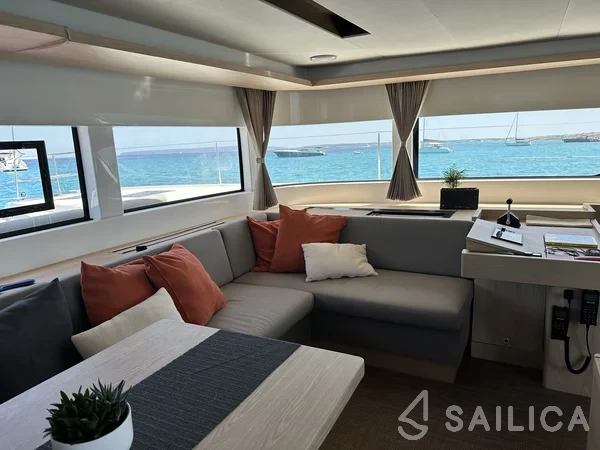 Lagoon 50 - Yacht Charter Sailica