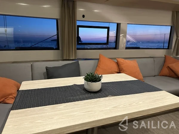 Lagoon 50 - Yacht Charter Sailica