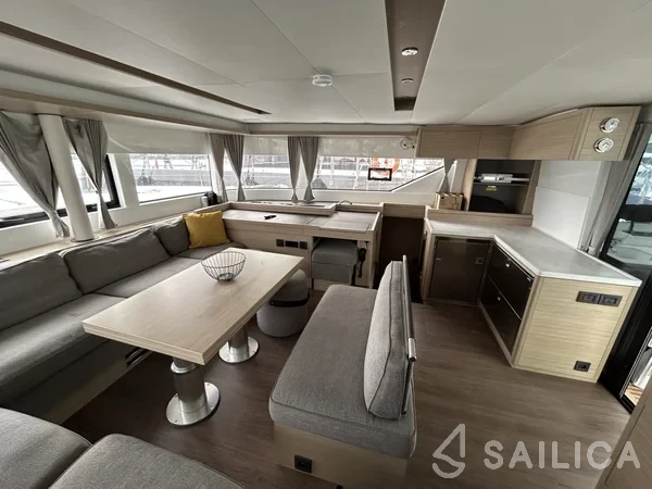 Lagoon 51 - Yacht Charter Sailica