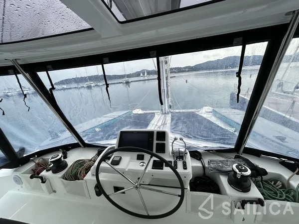 Lagoon 51 - Yacht Charter Sailica