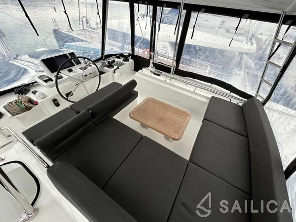 Lagoon 51 - Yacht Charter Sailica