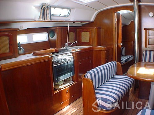 Oceanis 41.1 - Yacht Charter Sailica