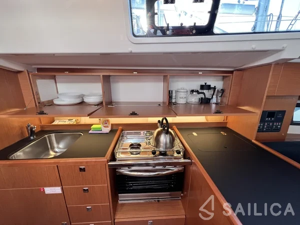 Bavaria C38 - Yacht Charter Sailica