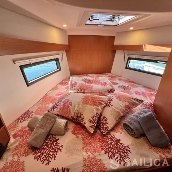 Bavaria C38 - Yacht Charter Sailica