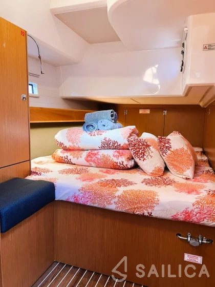 Bavaria 46 Cruiser - Yacht Charter Sailica