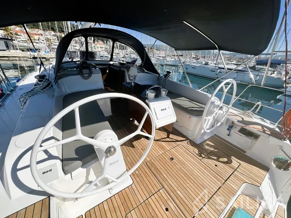 Bavaria 46 Cruiser - Yacht Charter Sailica