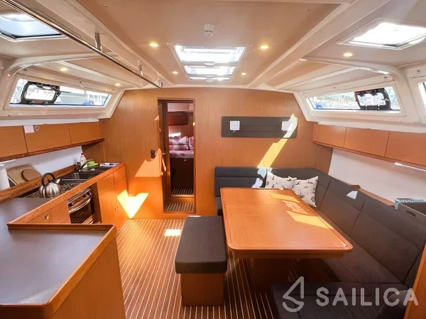 Bavaria 46 Cruiser - Yacht Charter Sailica