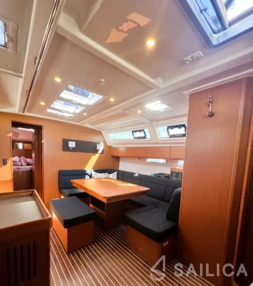 Bavaria 46 Cruiser - Yacht Charter Sailica