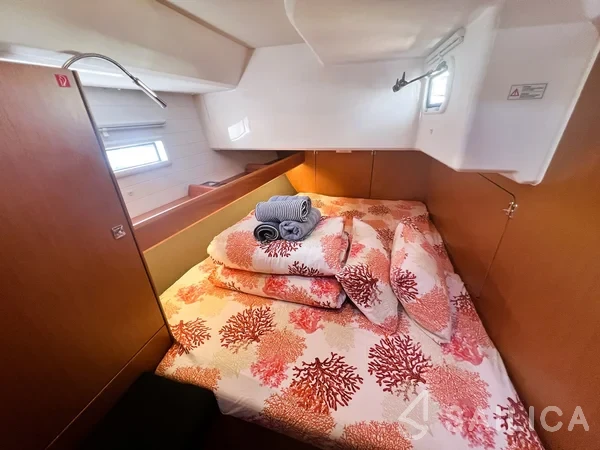 Bavaria 46 Cruiser - Yacht Charter Sailica