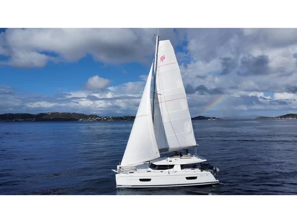 Helia 44 - Yacht Charter Sailica