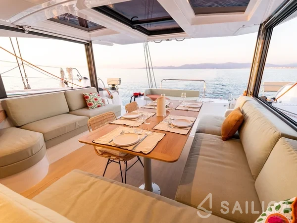 Bali Catsmart - Yacht Charter Sailica