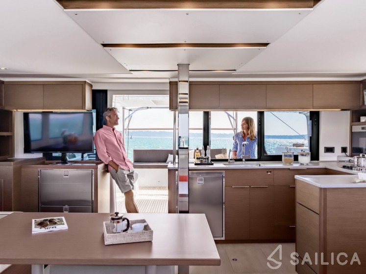 Lagoon 46  - Yacht Charter Sailica