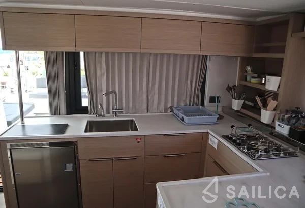 Lagoon 46  - Yacht Charter Sailica