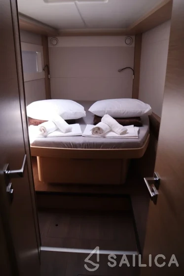 Lagoon 46  - Yacht Charter Sailica