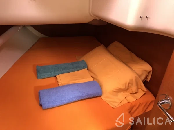 Dufour 365 GL - Yacht Charter Sailica
