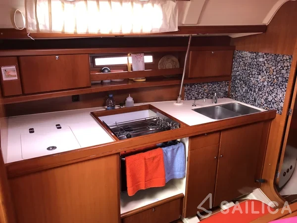 Dufour 365 GL - Yacht Charter Sailica