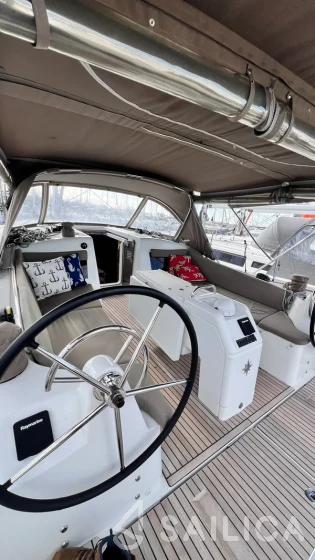 Sun Odyssey 410 - Yacht Charter Sailica