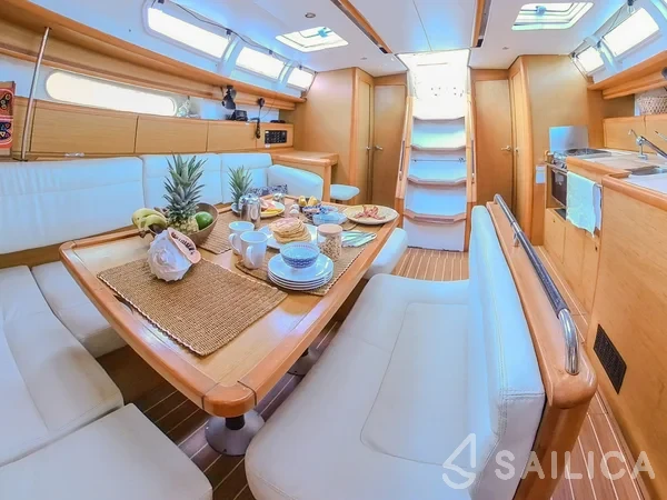 Sun Odyssey 44i - Yacht Charter Sailica