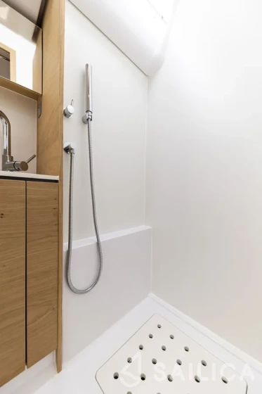 Elan 45 Impression - Yacht Charter Sailica