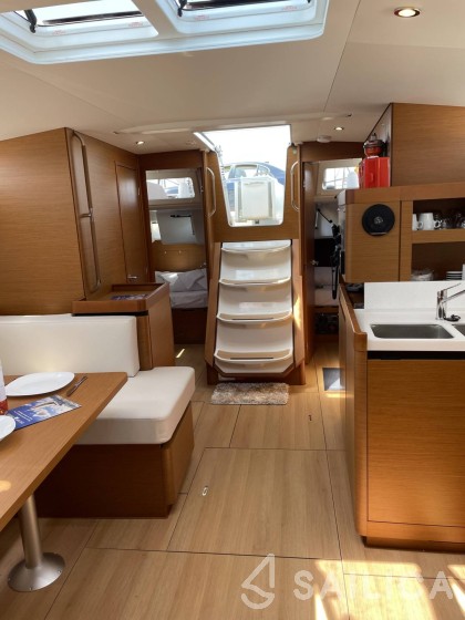 Sun Odyssey 490 - Yacht Charter Sailica