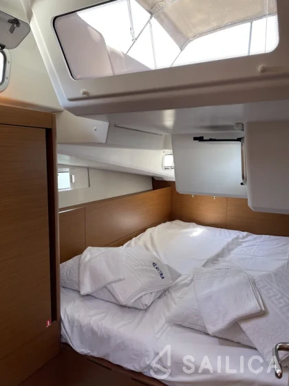 Sun Odyssey 490 - Yacht Charter Sailica
