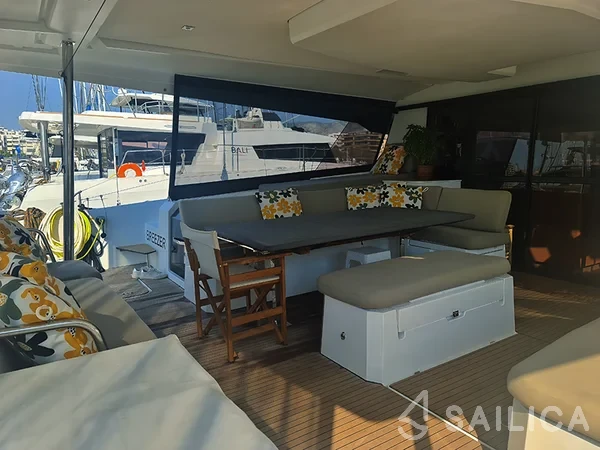 Aura 51 - Yacht Charter Sailica