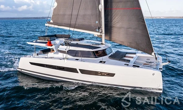 Aura 51 - Yacht Charter Sailica