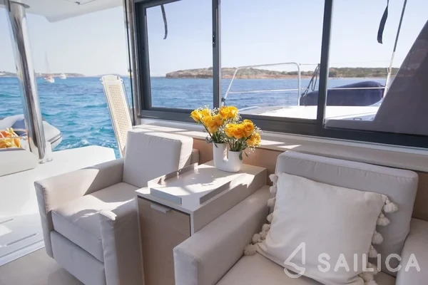 Bali 4.8  - Yacht Charter Sailica