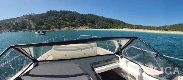 Quicksilver 875 - Yacht Charter Sailica