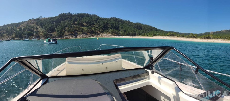 Quicksilver 875 - Yacht Charter Sailica