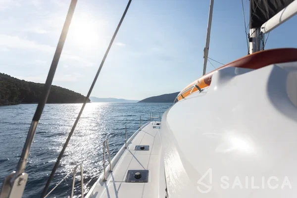 Lagoon 51 - Yacht Charter Sailica
