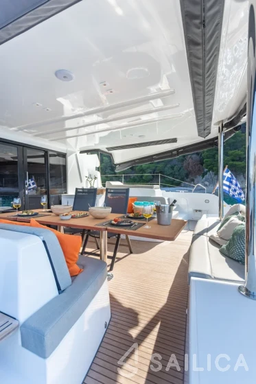 Lagoon 51 - Yacht Charter Sailica