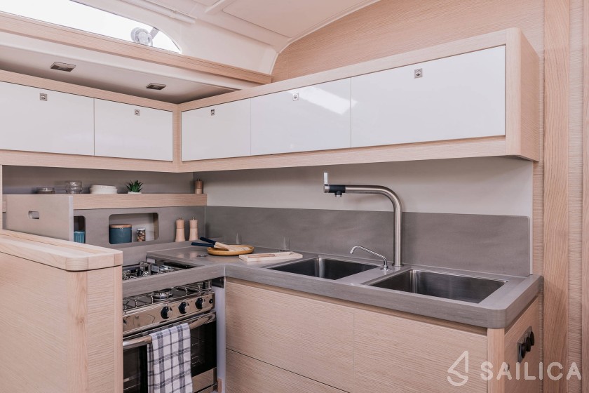 Dufour 470 - Yacht Charter Sailica