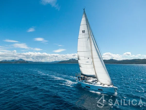 Dufour 470 - Yacht Charter Sailica