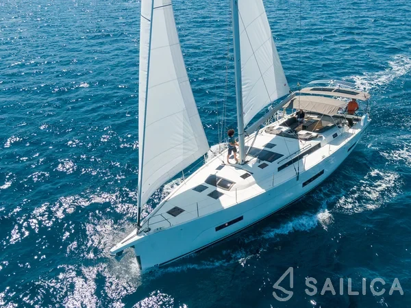 Dufour 530 - Yacht Charter Sailica