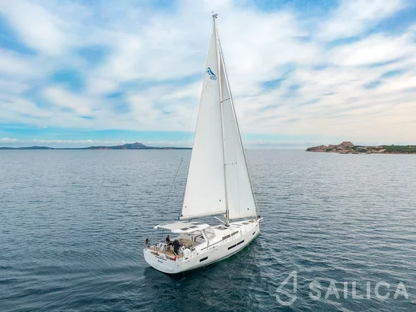 Hanse 460 - Yacht Charter Sailica
