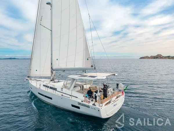 Hanse 460 - Yacht Charter Sailica