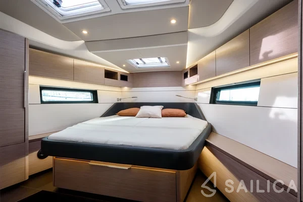 Hanse 460 - Yacht Charter Sailica