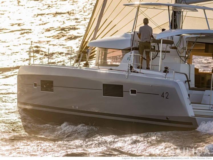 Lagoon 42 - Yacht Charter Sailica