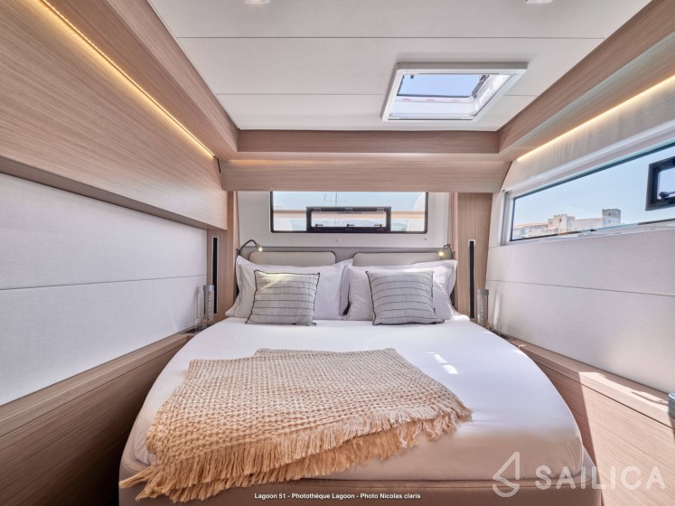 Lagoon 51 - Yacht Charter Sailica