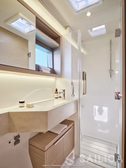 Lagoon 51 - Yacht Charter Sailica