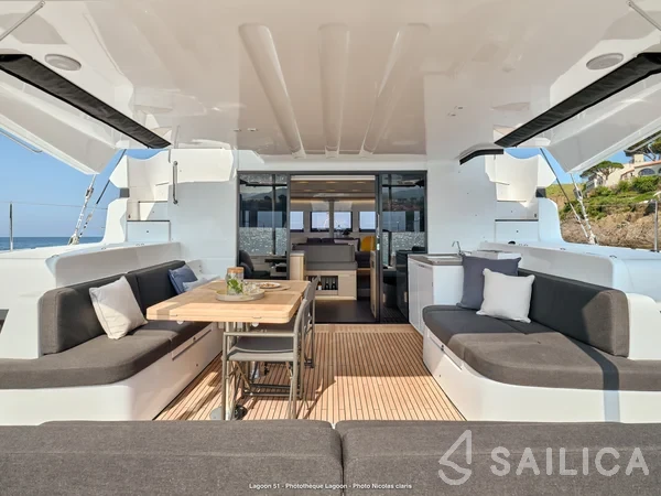 Lagoon 51 - Yacht Charter Sailica