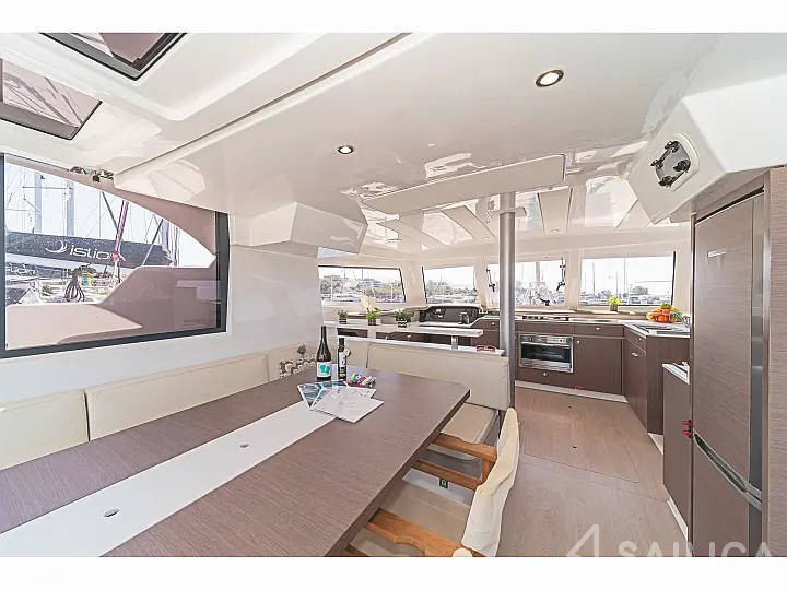 Bali Catspace - Yacht Charter Sailica