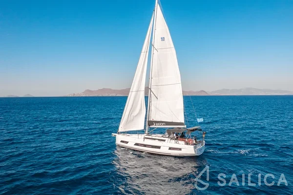 Dufour 41 - Yacht Charter Sailica