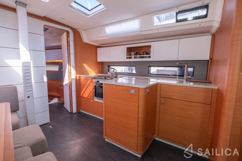 Dufour 41 - Yacht Charter Sailica