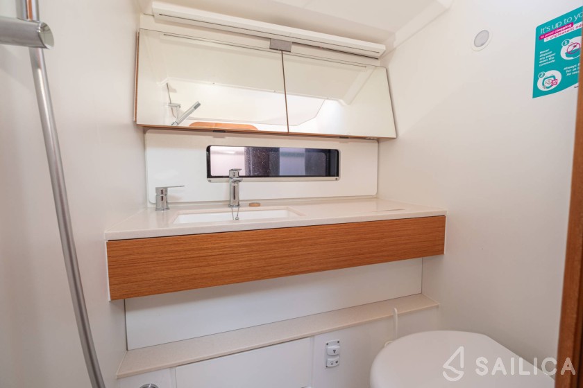 Dufour 41 - Yacht Charter Sailica