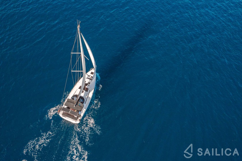 Dufour 41 - Yacht Charter Sailica